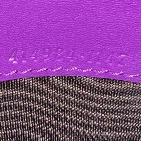 Gucci Purple Designer Crossbody with Gold Accent Tiger - Picture 8 of 9